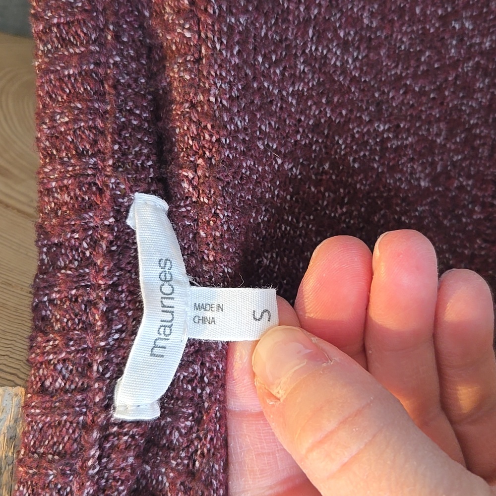 Maurices Sweater - Picture 3 of 4